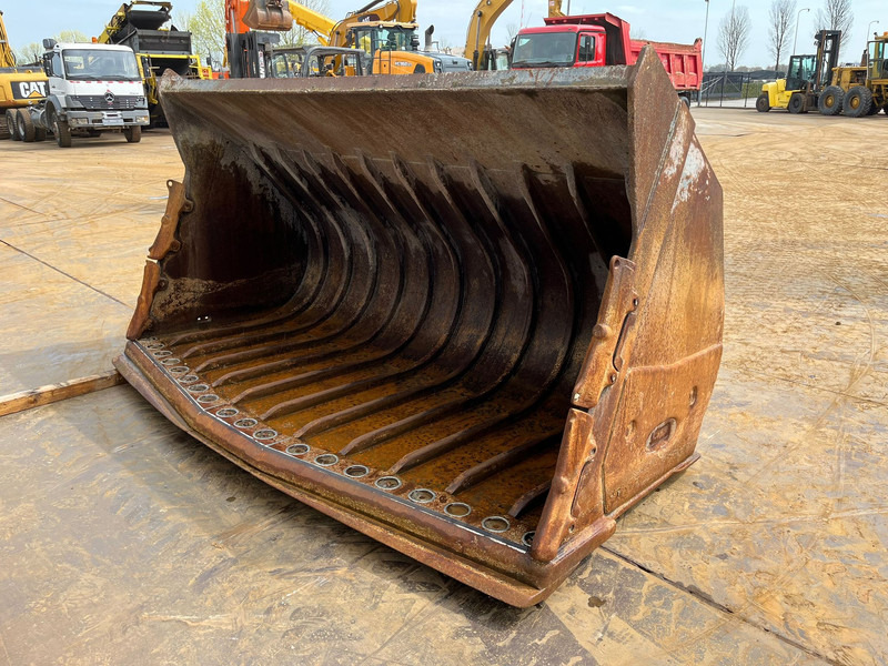 Doosan Bucket DL420-3 4500 l - Kašika: slika 2 Doosan Bucket DL420-3 4500 l - Kašika: slika 2