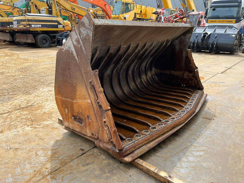 Doosan Bucket DL420-3 4500 l - Kašika: slika 4 Doosan Bucket DL420-3 4500 l - Kašika: slika 4