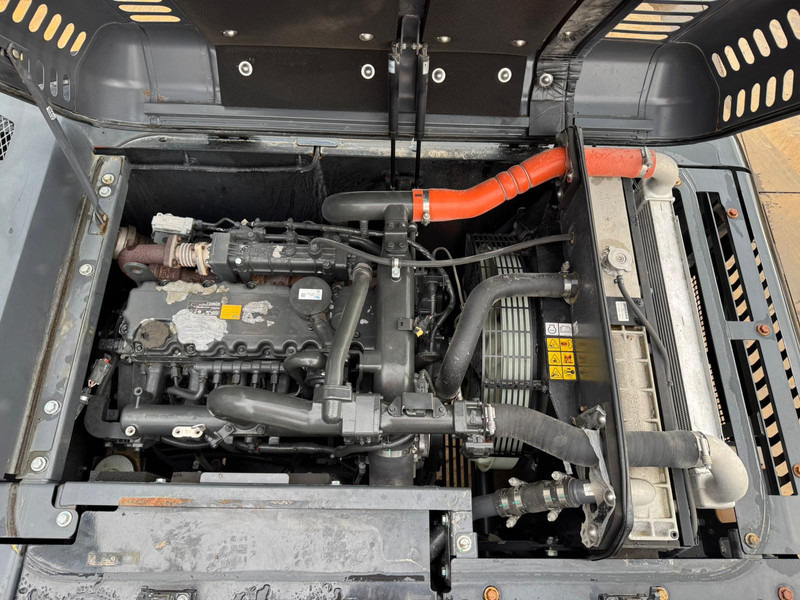 Bager guseničar Doosan DX225LC-5: slika 20