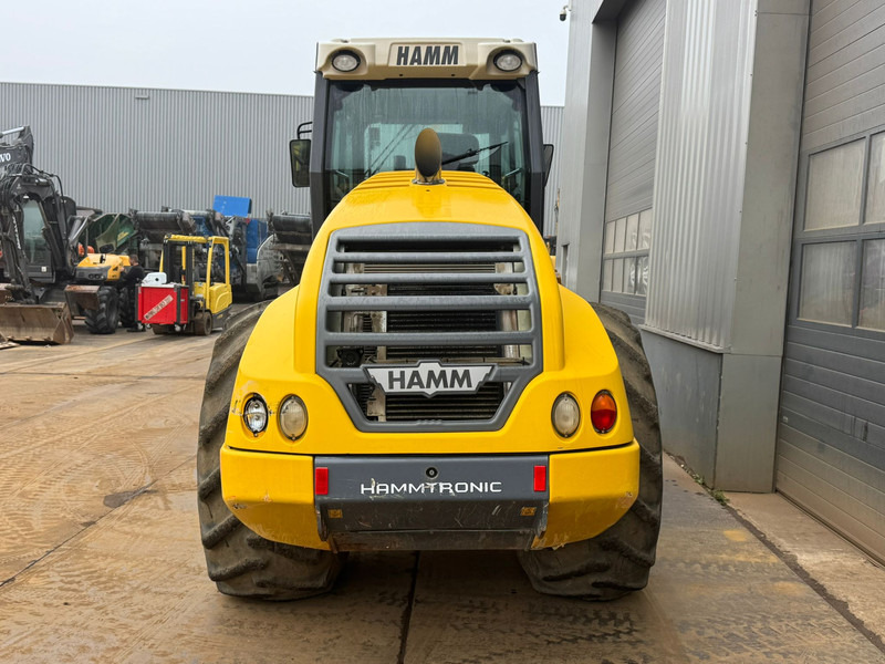 Hamm H13i Padfoot compactor - Valjak: slika 4 Hamm H13i Padfoot compactor - Valjak: slika 4