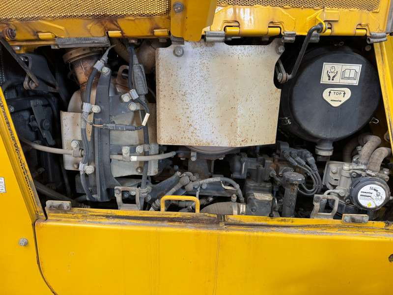 Buldožer Komatsu D65PXi-18 | TOPCON GPS: slika 19 Buldožer Komatsu D65PXi-18 | TOPCON GPS: slika 19