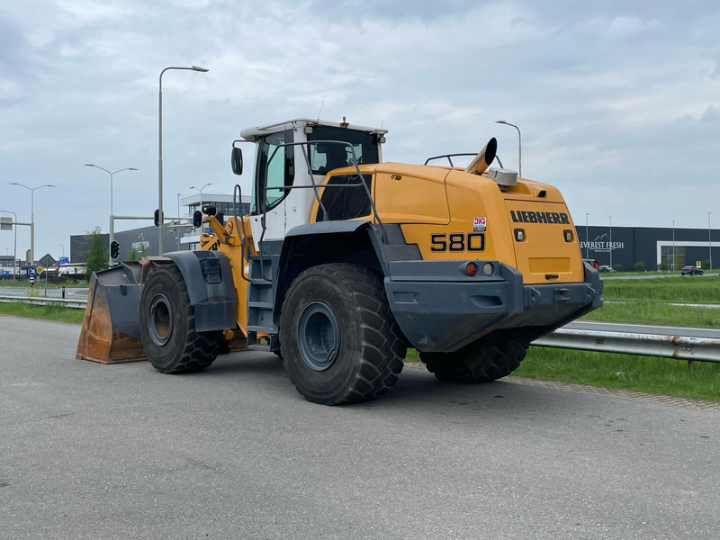 Liebherr L580 - Utovarivač točkaš: slika 3 Liebherr L580 - Utovarivač točkaš: slika 3