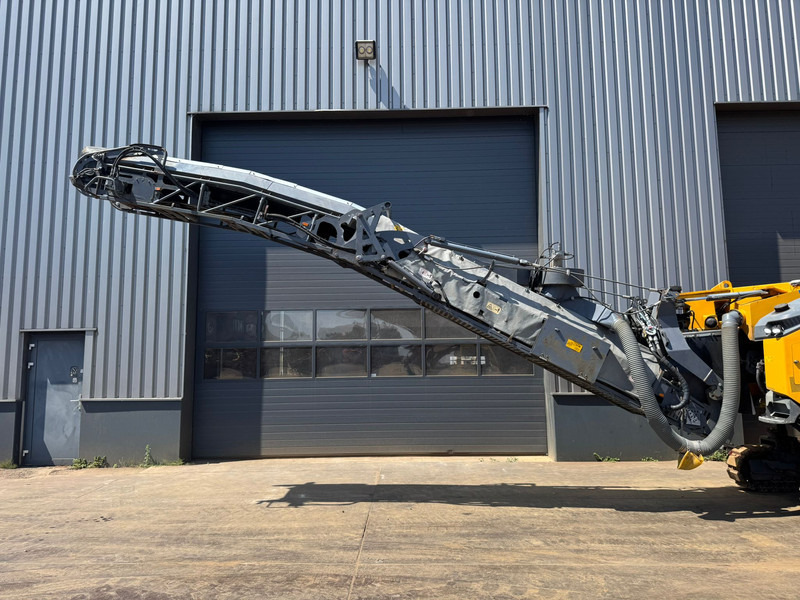 Wirtgen W100CFI - Mašina za asfalt: slika 4 Wirtgen W100CFI - Mašina za asfalt: slika 4