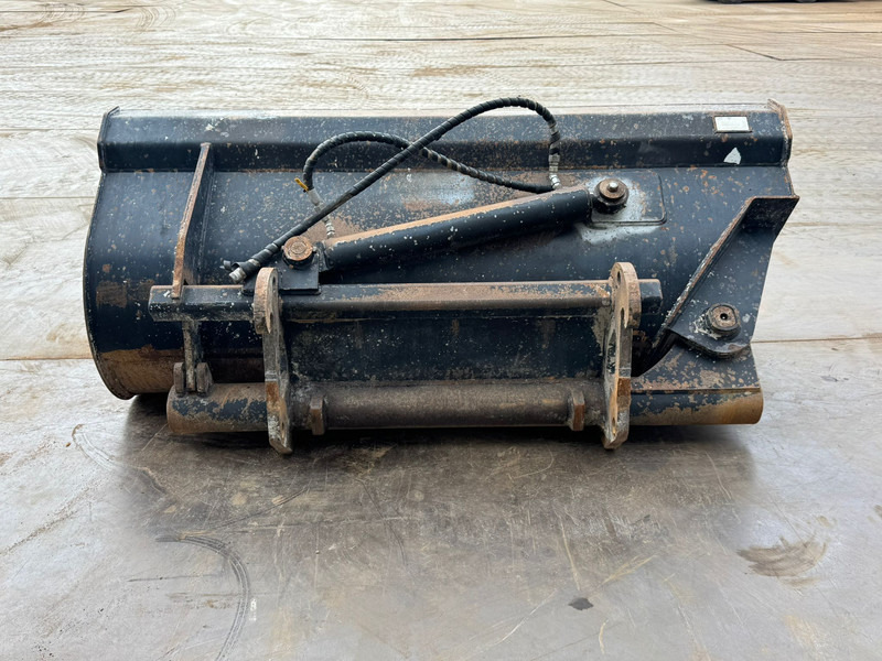 ZFE Side-Tilting bucket - Kašika: slika 4 ZFE Side-Tilting bucket - Kašika: slika 4