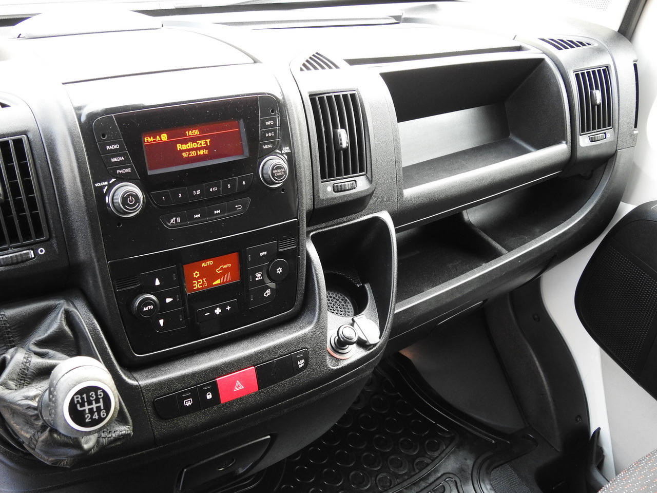 CITROEN JUMPER REFRIGERATOR VAN -5*C LED LIGHTS AIR CONDITIONING  130HP CITROEN JUMPER REFRIGERATOR VAN -5*C LED LIGHTS AIR CONDITIONING  130HP: slika 40