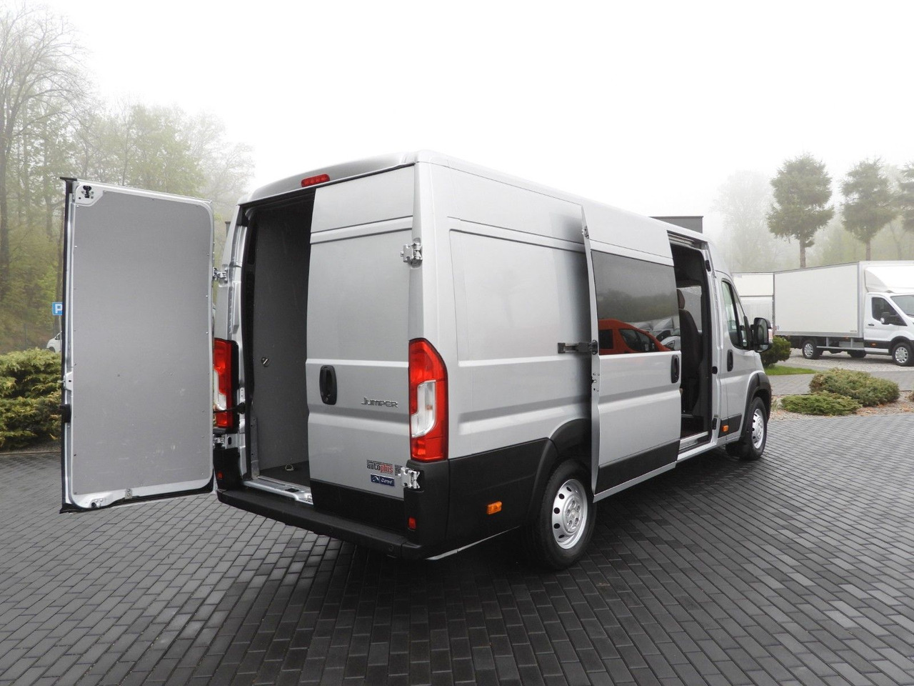 Citroën JUMPER KASTENWAGEN DOPPELKABINE 7 SITZE TEMPOMAT - Furgon, Dostavno vozilo sa duplom kabinom: slika 3 Citroën JUMPER KASTENWAGEN DOPPELKABINE 7 SITZE TEMPOMAT - Furgon, Dostavno vozilo sa duplom kabinom: slika 3