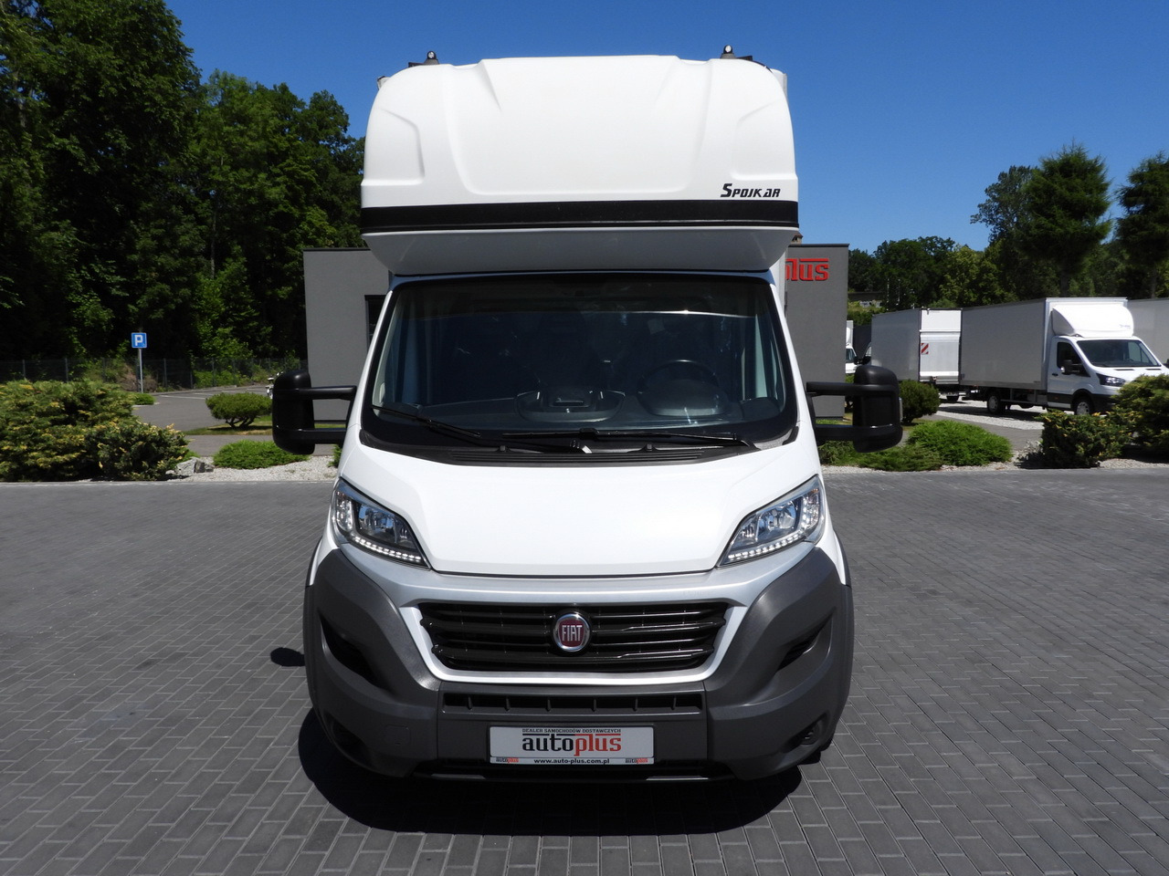 FIAT DUCATO TARPAULIN 10 PALLETS WEBASTO CRUISE CONTROL LED LIGHTS PNEUMATICS AIR CONDITIONING 180HP - Dostavno vozilo sa ceradom: slika 5 FIAT DUCATO TARPAULIN 10 PALLETS WEBASTO CRUISE CONTROL LED LIGHTS PNEUMATICS AIR CONDITIONING 180HP - Dostavno vozilo sa ceradom: slika 5