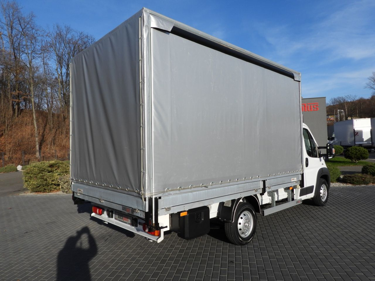 FIAT DUCATO TARPAULIN 8 PALLETS CRUISE CONTROL LED LIGHTS AIR CONDITIONING 180HP - Dostavno vozilo sa ceradom: slika 3 FIAT DUCATO TARPAULIN 8 PALLETS CRUISE CONTROL LED LIGHTS AIR CONDITIONING 180HP - Dostavno vozilo sa ceradom: slika 3