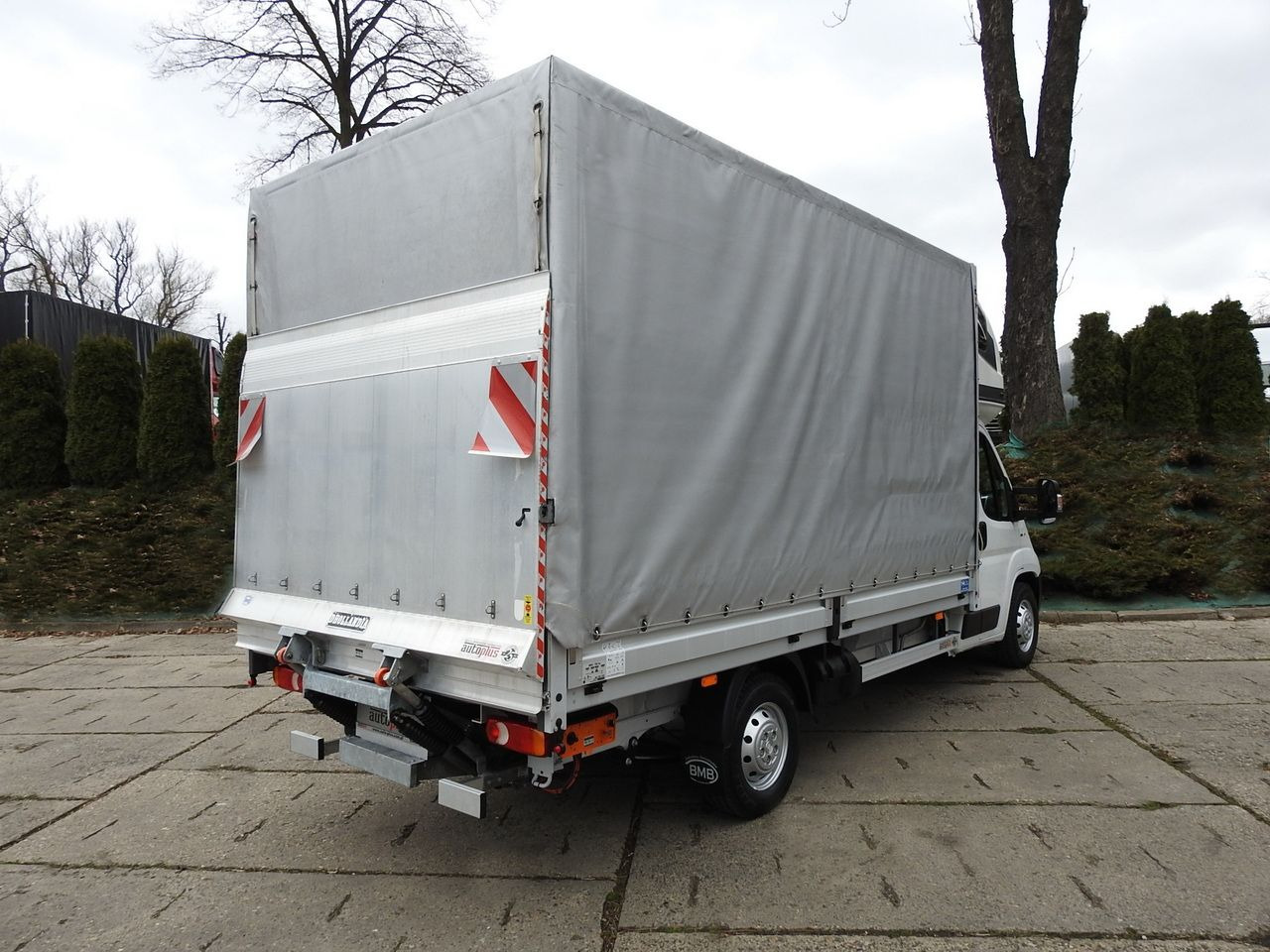 FIAT DUCATO TARPAULIN LIFT 8 PALLETS WEBASTO CRUISE CONTROL AIR CONDITIONING 150HP - Dostavno vozilo sa ceradom: slika 3 FIAT DUCATO TARPAULIN LIFT 8 PALLETS WEBASTO CRUISE CONTROL AIR CONDITIONING 150HP - Dostavno vozilo sa ceradom: slika 3