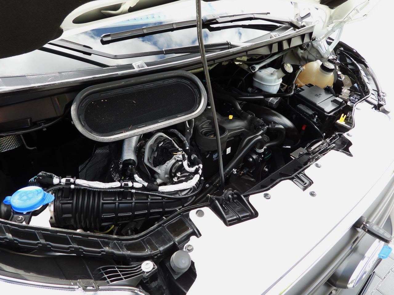 Dostavno vozilo sa zatvorenim sandukom FORD TRANSIT BOX LIFT 8 PALLETS CRUISE CONTROL LED LIGHTS TWIN WHEELS AIR CONDITIONING 130HP: slika 25 Dostavno vozilo sa zatvorenim sandukom FORD TRANSIT BOX LIFT 8 PALLETS CRUISE CONTROL LED LIGHTS TWIN WHEELS AIR CONDITIONING 130HP: slika 25