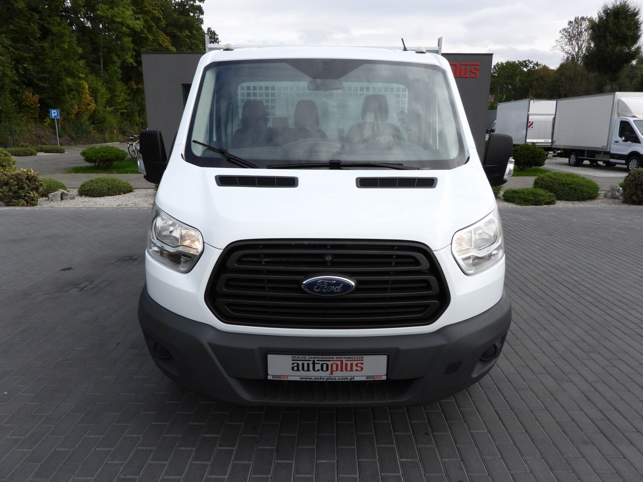 FORD TRANSIT TIPPER TWIN WHEELS 155HP - Dostavno vozilo istovarivač: slika 5 FORD TRANSIT TIPPER TWIN WHEELS 155HP - Dostavno vozilo istovarivač: slika 5