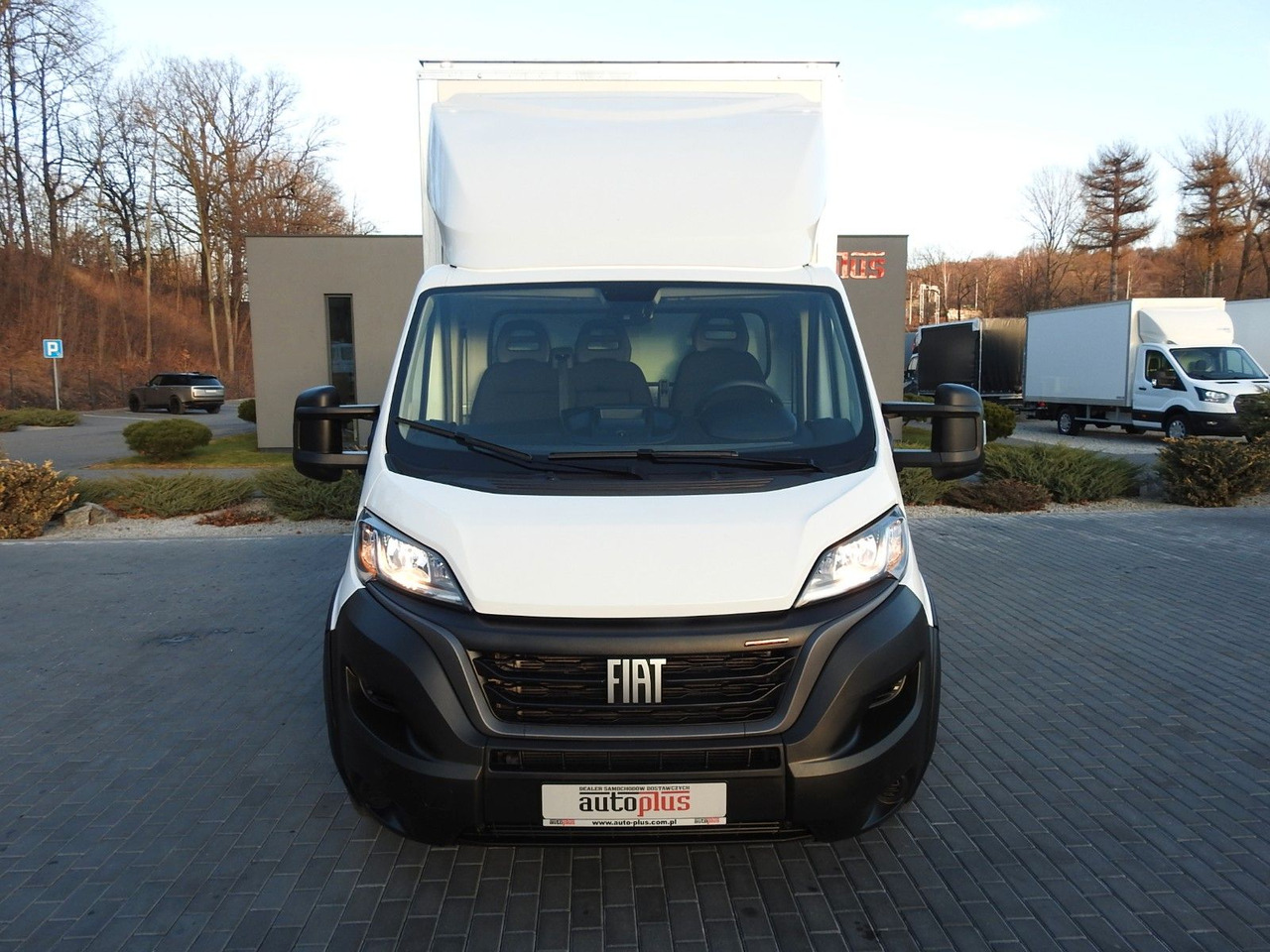 Fiat DUCATO KOFFER AUFZUG 8 PALETTEN TEMPOMAT - Dostavno vozilo sa zatvorenim sandukom: slika 5 Fiat DUCATO KOFFER AUFZUG 8 PALETTEN TEMPOMAT - Dostavno vozilo sa zatvorenim sandukom: slika 5