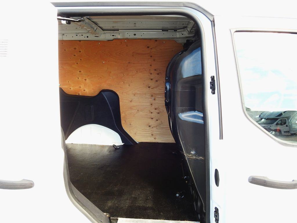Mali kombi Ford TRANSIT CONNECT KASTENWAGEN TEMPOMAT NAVIGATION: slika 20