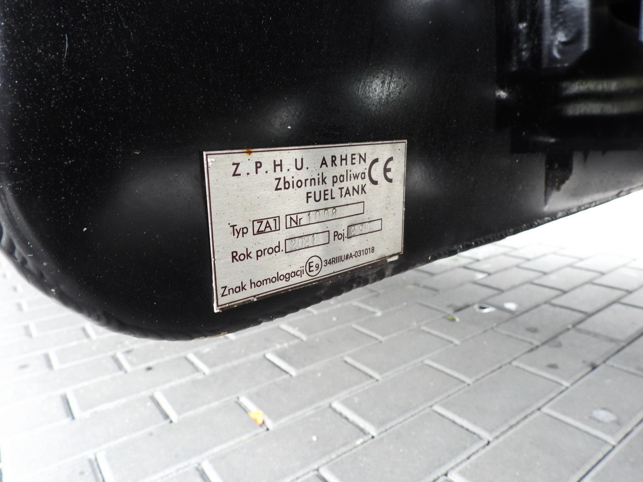 Dostavno vozilo sa ceradom IVECO DAILY 35S18 TARPAULIN 10 PALLETS WEBASTO CRUISE CONTROL NAVIGATION LED LIGHTS AIR CONDITIONING  180HP: slika 18