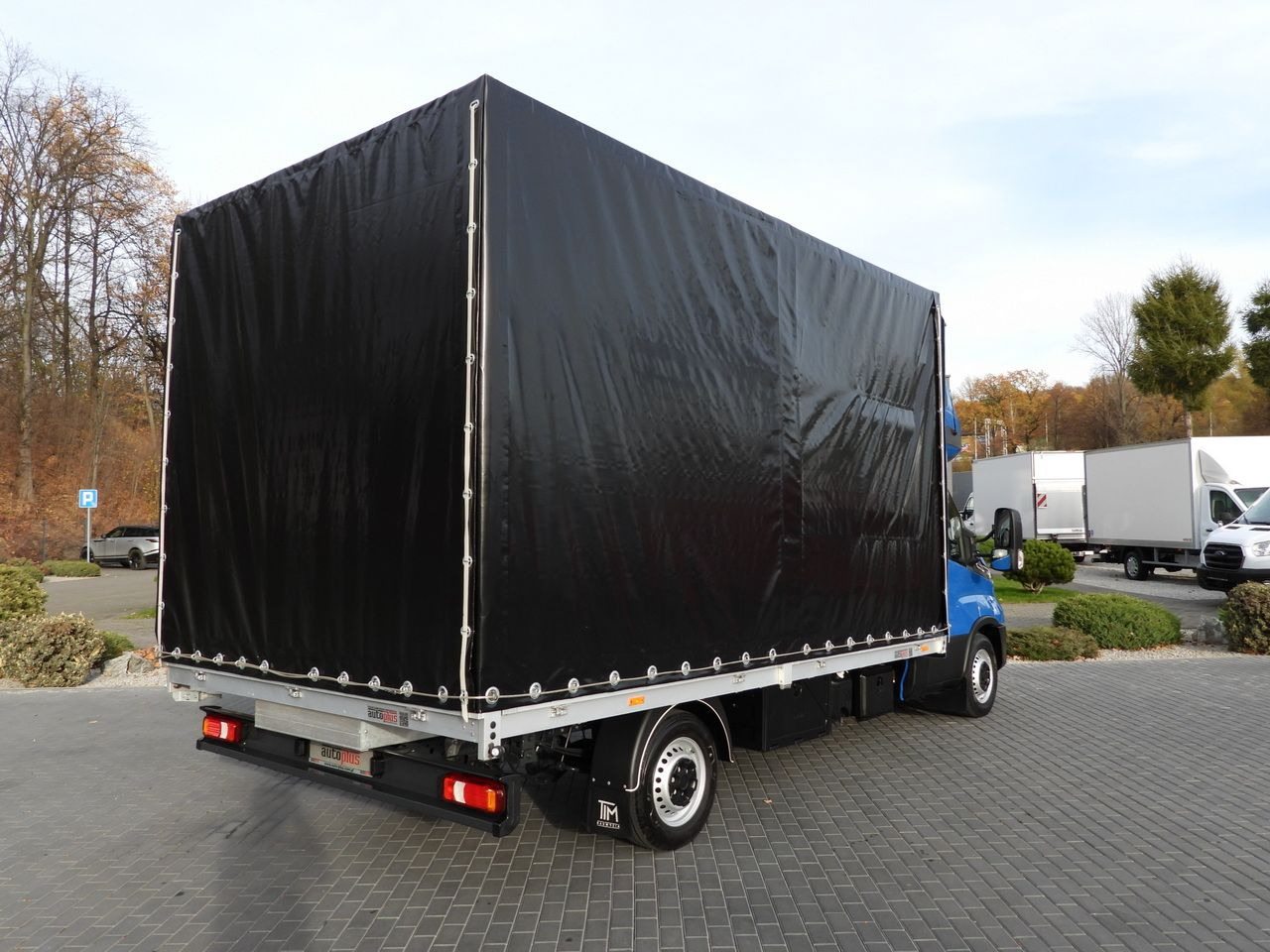 IVECO DAILY 35S21 TARPAULIN 10 PALLETS WEBASTO CRUISE CONTROL NAVIGATION LED LIGHTS AUTOMATIC TRANSMISSION HI-MATIC AIR CONDITIONING 210HP - Dostavno vozilo sa ceradom: slika 3 IVECO DAILY 35S21 TARPAULIN 10 PALLETS WEBASTO CRUISE CONTROL NAVIGATION LED LIGHTS AUTOMATIC TRANSMISSION HI-MATIC AIR CONDITIONING 210HP - Dostavno vozilo sa ceradom: slika 3