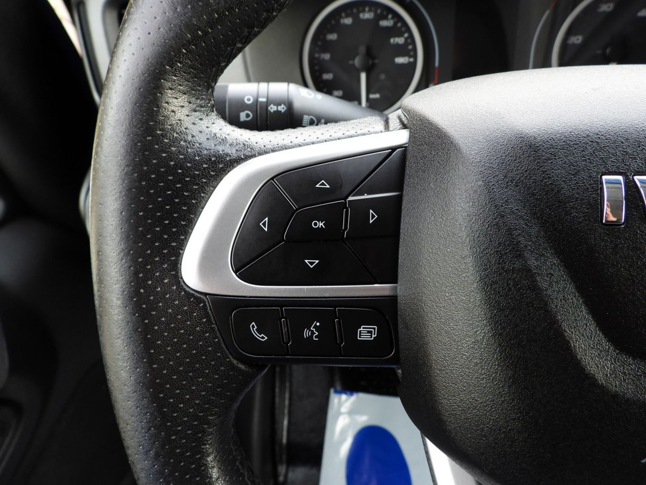 IVECO DAILY 35S21 TARPAULIN 10 PALLETS WEBASTO CRUISE CONTROL NAVIGATION LED LIGHTS AUTOMATIC TRANSMISSION HI-MATIC AIR CONDITIONING 210HP IVECO DAILY 35S21 TARPAULIN 10 PALLETS WEBASTO CRUISE CONTROL NAVIGATION LED LIGHTS AUTOMATIC TRANSMISSION HI-MATIC AIR CONDITIONING 210HP: slika 35 IVECO DAILY 35S21 TARPAULIN 10 PALLETS WEBASTO CRUISE CONTROL NAVIGATION LED LIGHTS AUTOMATIC TRANSMISSION HI-MATIC AIR CONDITIONING 210HP IVECO DAILY 35S21 TARPAULIN 10 PALLETS WEBASTO CRUISE CONTROL NAVIGATION LED LIGHTS AUTOMATIC TRANSMISSION HI-MATIC AIR CONDITIONING 210HP: slika 35