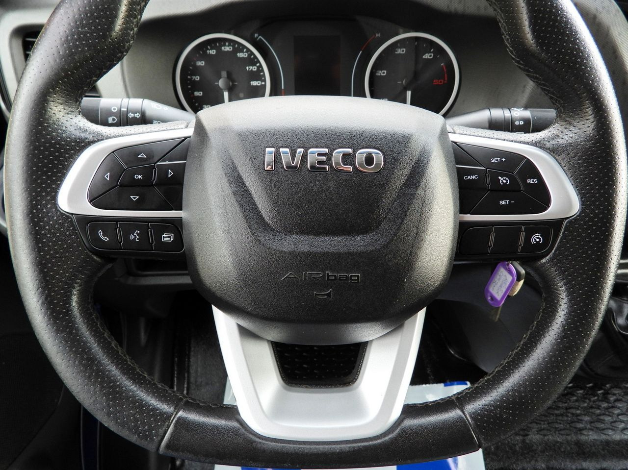 IVECO DAILY 35S21 TARPAULIN 10 PALLETS WEBASTO CRUISE CONTROL NAVIGATION LED LIGHTS AUTOMATIC TRANSMISSION HI-MATIC AIR CONDITIONING 210HP IVECO DAILY 35S21 TARPAULIN 10 PALLETS WEBASTO CRUISE CONTROL NAVIGATION LED LIGHTS AUTOMATIC TRANSMISSION HI-MATIC AIR CONDITIONING 210HP: slika 34 IVECO DAILY 35S21 TARPAULIN 10 PALLETS WEBASTO CRUISE CONTROL NAVIGATION LED LIGHTS AUTOMATIC TRANSMISSION HI-MATIC AIR CONDITIONING 210HP IVECO DAILY 35S21 TARPAULIN 10 PALLETS WEBASTO CRUISE CONTROL NAVIGATION LED LIGHTS AUTOMATIC TRANSMISSION HI-MATIC AIR CONDITIONING 210HP: slika 34