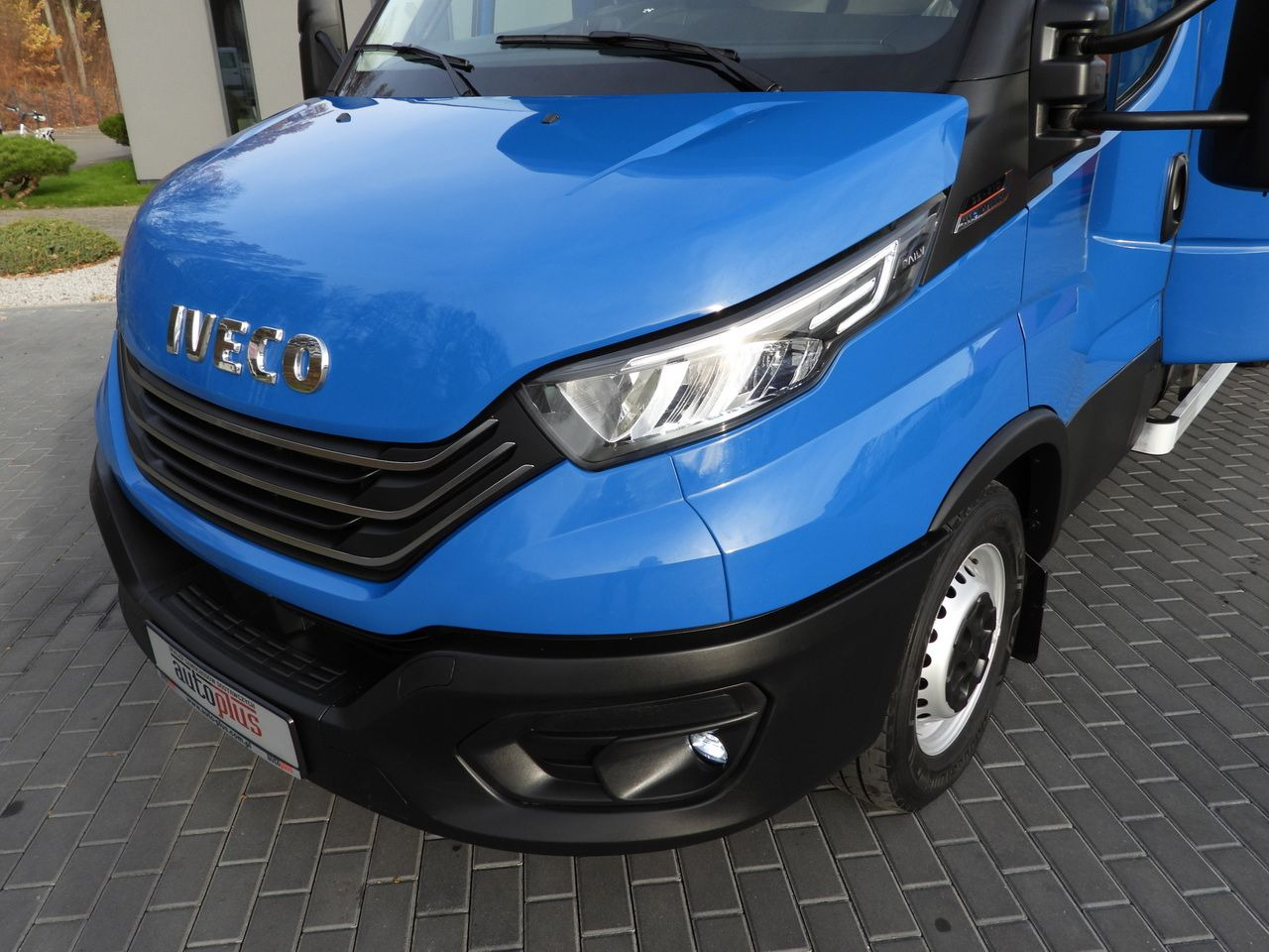 IVECO DAILY 35S21 TARPAULIN 10 PALLETS WEBASTO CRUISE CONTROL NAVIGATION LED LIGHTS AUTOMATIC TRANSMISSION HI-MATIC AIR CONDITIONING 210HP IVECO DAILY 35S21 TARPAULIN 10 PALLETS WEBASTO CRUISE CONTROL NAVIGATION LED LIGHTS AUTOMATIC TRANSMISSION HI-MATIC AIR CONDITIONING 210HP: slika 19 IVECO DAILY 35S21 TARPAULIN 10 PALLETS WEBASTO CRUISE CONTROL NAVIGATION LED LIGHTS AUTOMATIC TRANSMISSION HI-MATIC AIR CONDITIONING 210HP IVECO DAILY 35S21 TARPAULIN 10 PALLETS WEBASTO CRUISE CONTROL NAVIGATION LED LIGHTS AUTOMATIC TRANSMISSION HI-MATIC AIR CONDITIONING 210HP: slika 19