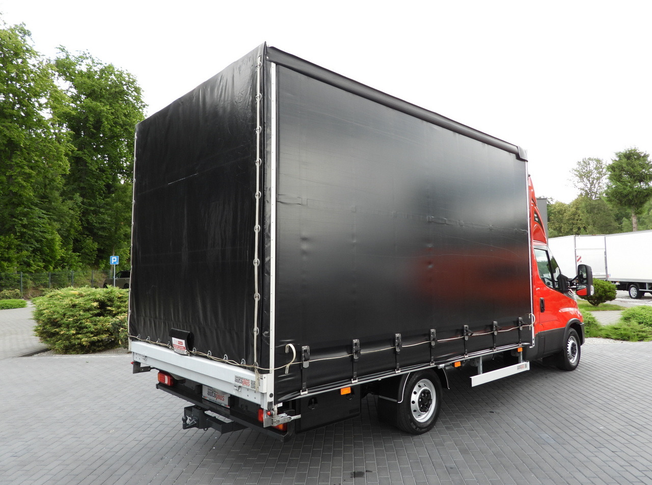 IVECO DAILY 35S21 TARPAULIN 10 PALLETS WEBASTO CRUISE CONTROL NAVIGATION LED LIGHTS PNEUMATICS AUTOMATIC TRANSMISSION HI-MATIC AIR CONDITIONING 210HP - Dostavno vozilo sa ceradom: slika 3 IVECO DAILY 35S21 TARPAULIN 10 PALLETS WEBASTO CRUISE CONTROL NAVIGATION LED LIGHTS PNEUMATICS AUTOMATIC TRANSMISSION HI-MATIC AIR CONDITIONING 210HP - Dostavno vozilo sa ceradom: slika 3