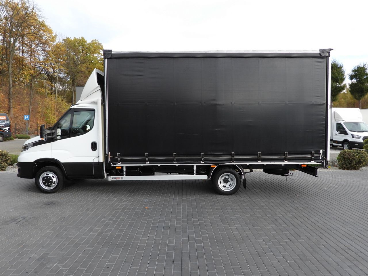 Dostavno vozilo sa ceradom IVECO DAILY 50C17 TARPAULIN 10 PALLETS CRUISE CONTROL PNEUMATICS TWIN WHEELS AIR CONDITIONING  180HP: slika 9