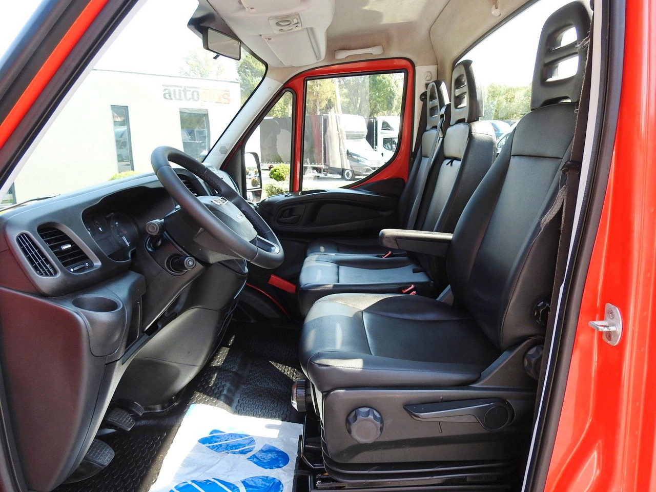 Dostavno vozilo istovarivač Iveco DAILY 35C13 KIPPER TEMPOMAT A/C ZWILLINGSRÄDER: slika 22