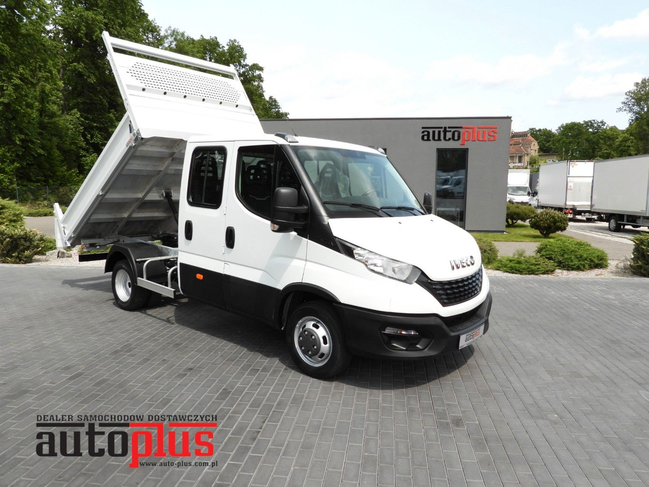 Iveco DAILY 35C14 KIPPER DOPPELKABINE DOKA 6 SITZE A/C - Dostavno vozilo istovarivač, Dostavno vozilo sa duplom kabinom: slika 1 Iveco DAILY 35C14 KIPPER DOPPELKABINE DOKA 6 SITZE A/C - Dostavno vozilo istovarivač, Dostavno vozilo sa duplom kabinom: slika 1