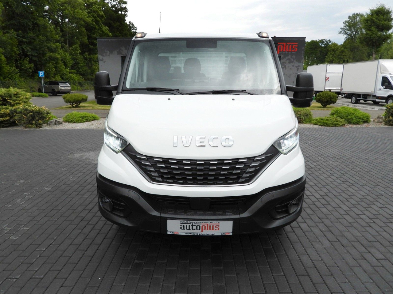 Iveco DAILY 35C21 KIPPER TEMPOMAT NAVIGATION LED - Dostavno vozilo istovarivač: slika 5 Iveco DAILY 35C21 KIPPER TEMPOMAT NAVIGATION LED - Dostavno vozilo istovarivač: slika 5