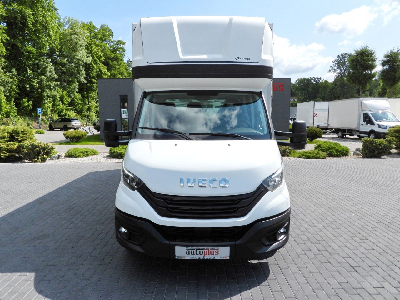 Iveco DAILY 35S18 PRITSCHE PLANE 10 PALETTEN TEMPOMAT - Dostavno vozilo sa ceradom: slika 5 Iveco DAILY 35S18 PRITSCHE PLANE 10 PALETTEN TEMPOMAT - Dostavno vozilo sa ceradom: slika 5