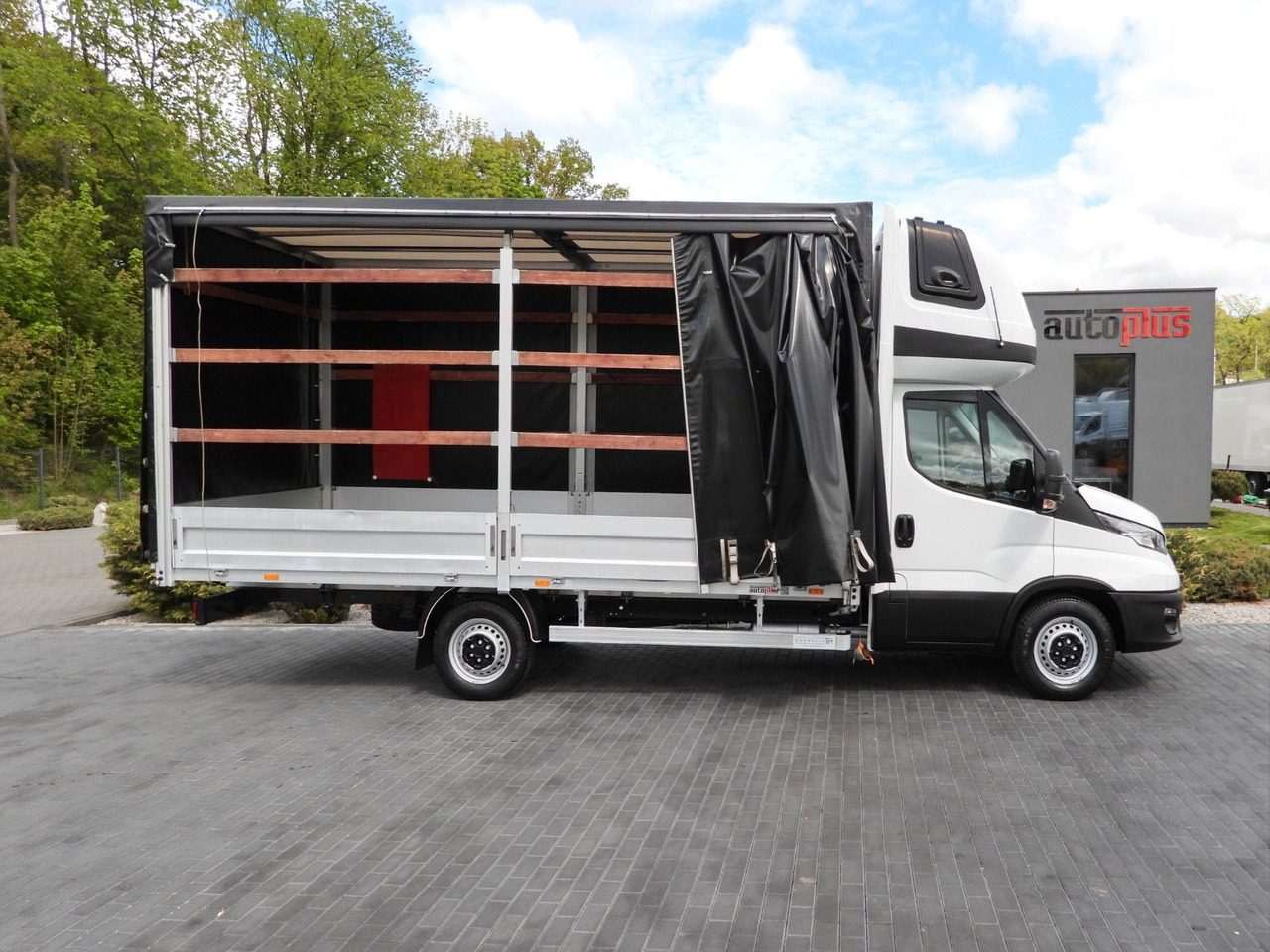 Dostavno vozilo sa ceradom Iveco DAILY  35S18 PRITSCHE PLANE 10 PALETTEN WEBASTO: slika 8