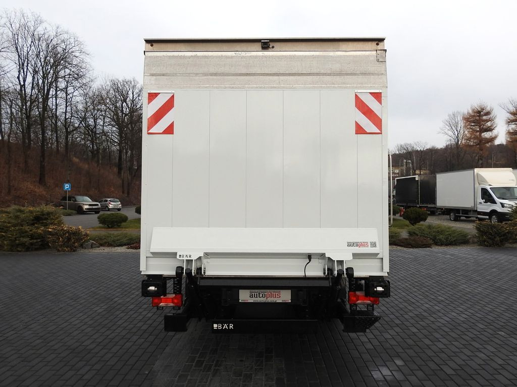 Dostavno vozilo hladnjača Iveco DAILY 70C17 KÜHLKOFFER 0*C AUFZUG 9 PALETTEN: slika 11