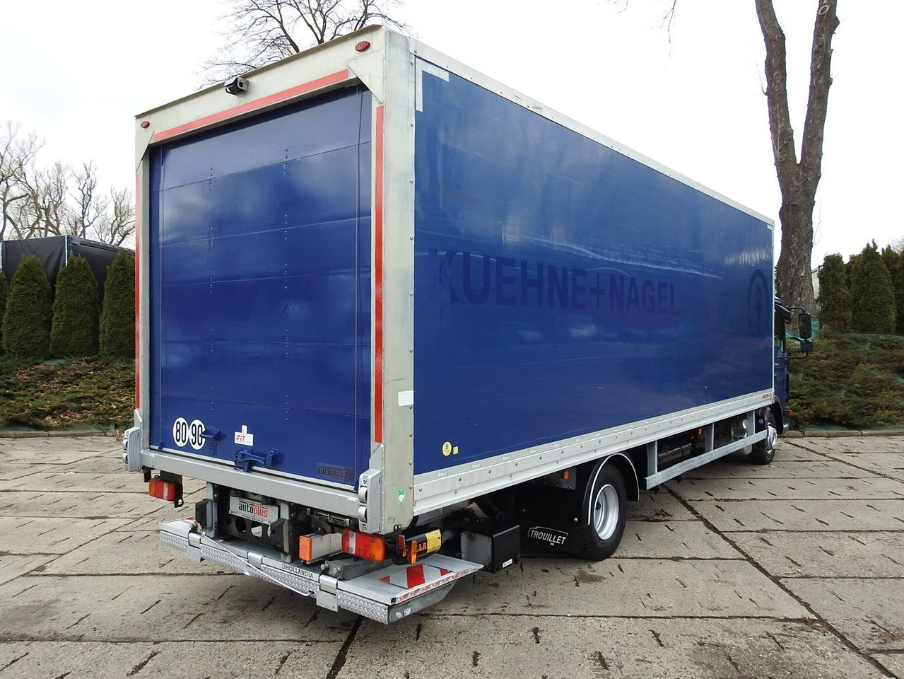 MAN TGL 12.220 BOX LIFT 18 PALLETS CRUISE CONTROLAIR CONDITIONING PNEUMATICS AUTOMATIC TWIN WHEELS 220HP - Kamion sa zatvorenim sandukom: slika 3 MAN TGL 12.220 BOX LIFT 18 PALLETS CRUISE CONTROLAIR CONDITIONING PNEUMATICS AUTOMATIC TWIN WHEELS 220HP - Kamion sa zatvorenim sandukom: slika 3