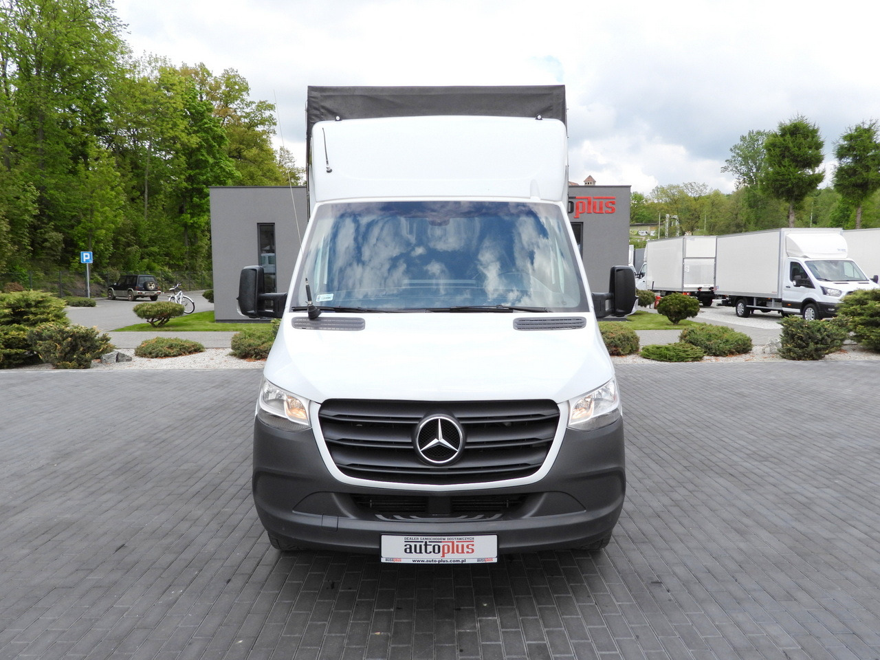 MERCEDES SPRINTER 316 TARPAULIN LIFT 8 PALLETS WEBASTO CRUISE CONTROL AIR CONDITIONING 160HP - Dostavno vozilo sa ceradom: slika 5 MERCEDES SPRINTER 316 TARPAULIN LIFT 8 PALLETS WEBASTO CRUISE CONTROL AIR CONDITIONING 160HP - Dostavno vozilo sa ceradom: slika 5