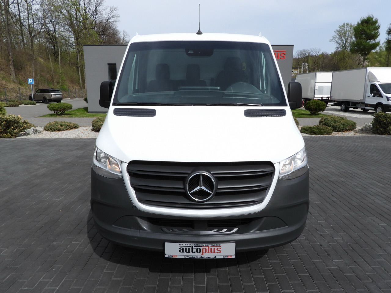 MERCEDES SPRINTER 516 TIPPER CRUISE CONTROL TWIN WHEELS AIR CONDITIONING 160HP - Dostavno vozilo istovarivač: slika 5 MERCEDES SPRINTER 516 TIPPER CRUISE CONTROL TWIN WHEELS AIR CONDITIONING 160HP - Dostavno vozilo istovarivač: slika 5