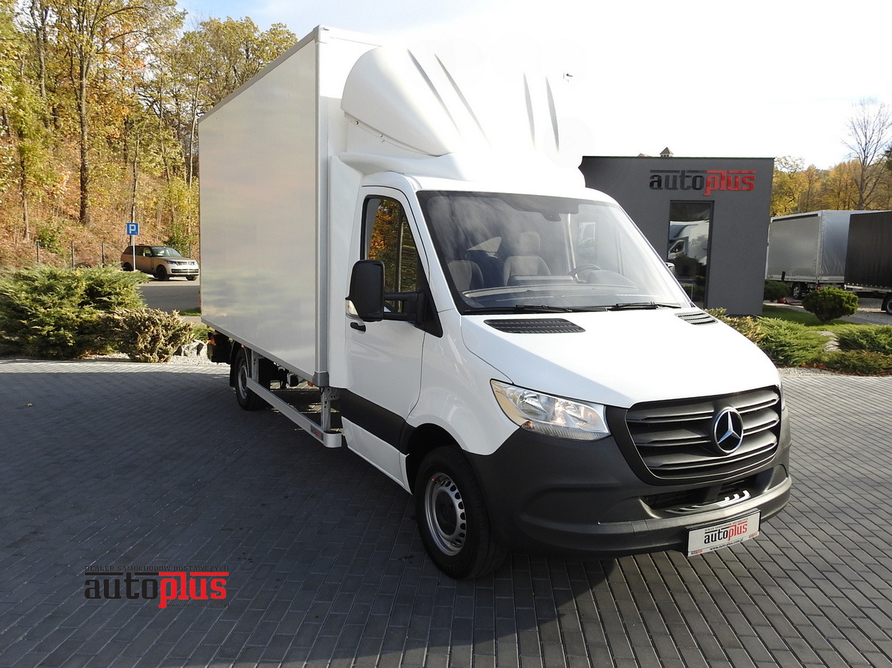 MERCEDES SPRINTER BOX LIFT 8 PALLETS AIR CONDITIONING  150HP - Dostavno vozilo hladnjača: slika 1 MERCEDES SPRINTER BOX LIFT 8 PALLETS AIR CONDITIONING  150HP - Dostavno vozilo hladnjača: slika 1