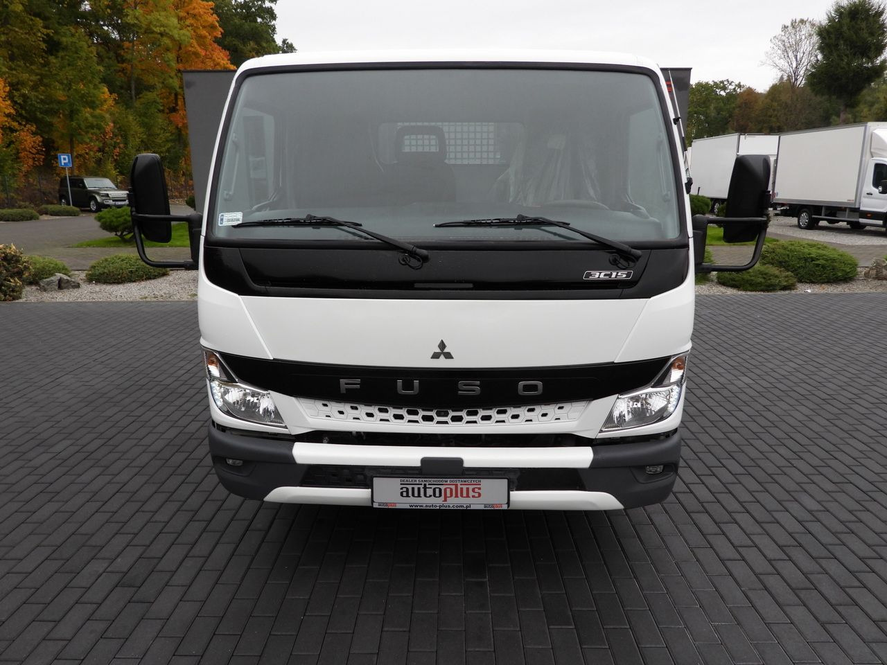 MITSUBISHI CANTER FUSO 3C15 THREE-WAY TIPPER 3 SEATS LED LIGHTS TWIN WHEELS 150HP - Dostavno vozilo istovarivač: slika 5 MITSUBISHI CANTER FUSO 3C15 THREE-WAY TIPPER 3 SEATS LED LIGHTS TWIN WHEELS 150HP - Dostavno vozilo istovarivač: slika 5
