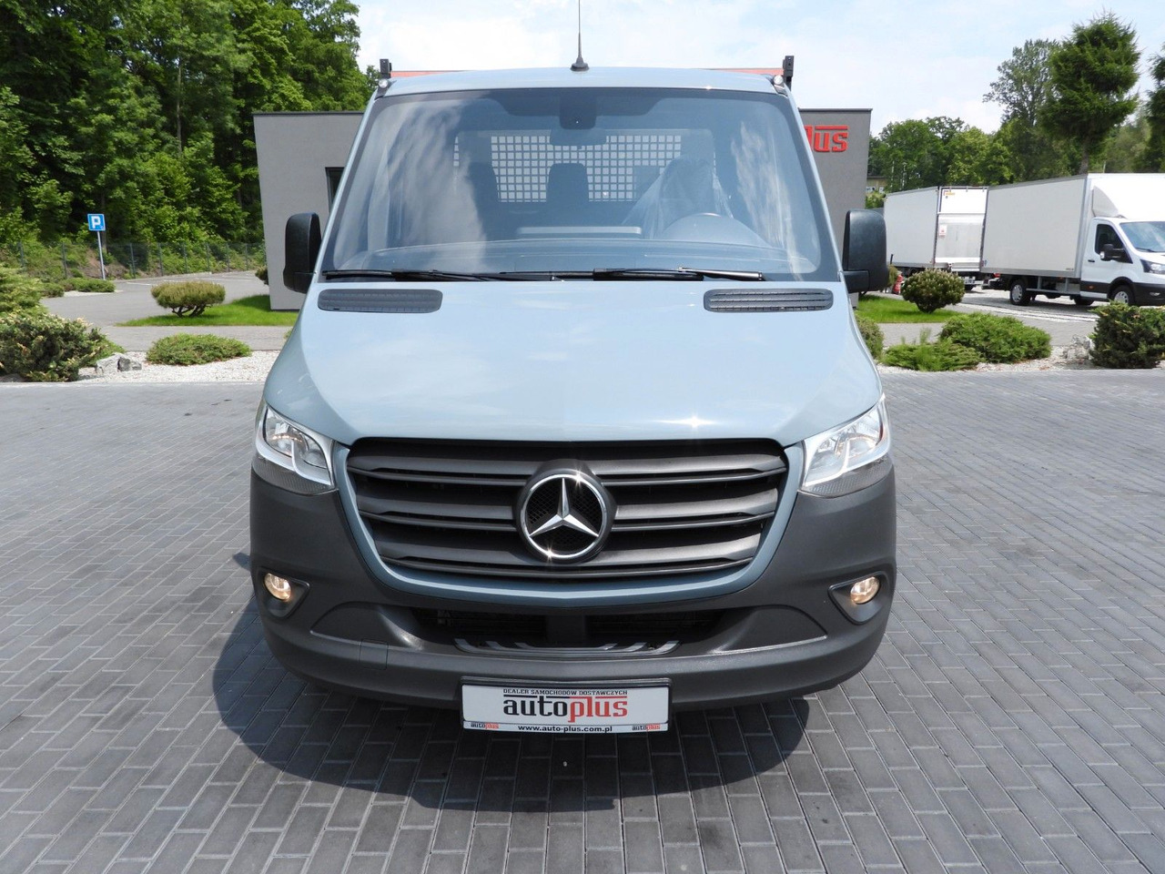 Mercedes-Benz SPRINTER 315 PRITSCHE 8 PALETTEN TEMPOMAT - Dostavno vozilo sa otvorenom sandukom: slika 5 Mercedes-Benz SPRINTER 315 PRITSCHE 8 PALETTEN TEMPOMAT - Dostavno vozilo sa otvorenom sandukom: slika 5