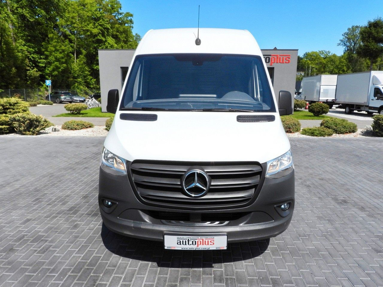 Mercedes-Benz SPRINTER 316 KASTENWAGEN KLIMAANLAGE 165PS Mercedes-Benz SPRINTER 316 KASTENWAGEN KLIMAANLAGE 165PS - Furgon: slika 5 Mercedes-Benz SPRINTER 316 KASTENWAGEN KLIMAANLAGE 165PS Mercedes-Benz SPRINTER 316 KASTENWAGEN KLIMAANLAGE 165PS - Furgon: slika 5