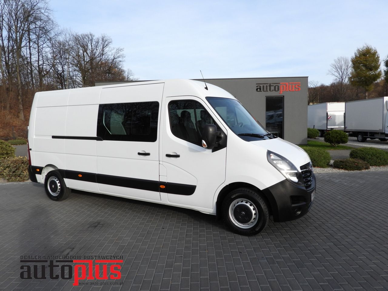 OPEL MOVANO BOX DELIVERY VAN 7 SEATS LED LIGHTS 135HP - Furgon: slika 1 OPEL MOVANO BOX DELIVERY VAN 7 SEATS LED LIGHTS 135HP - Furgon: slika 1