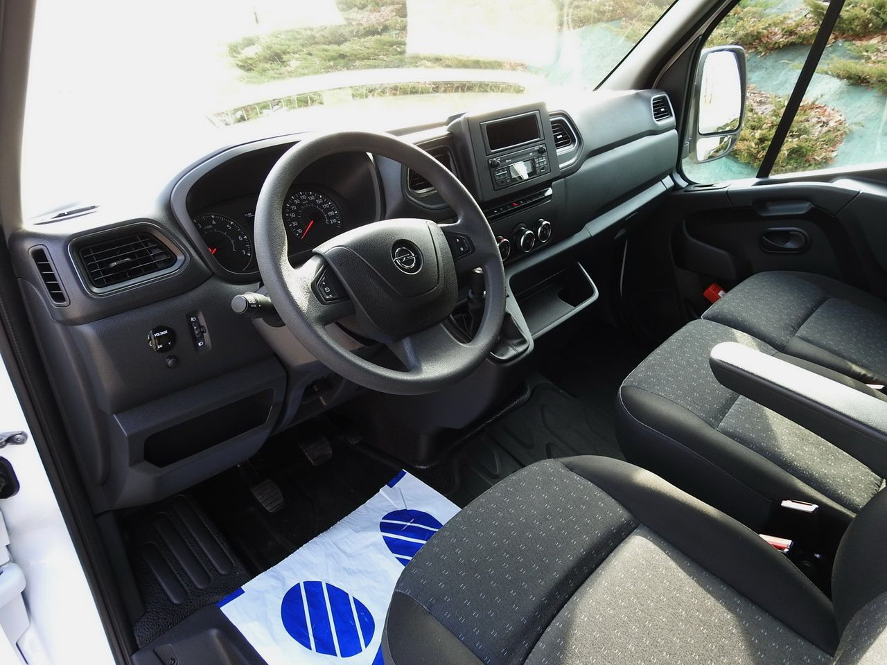 OPEL MOVANO - Dostavno vozilo sa ceradom: slika 2 OPEL MOVANO - Dostavno vozilo sa ceradom: slika 2