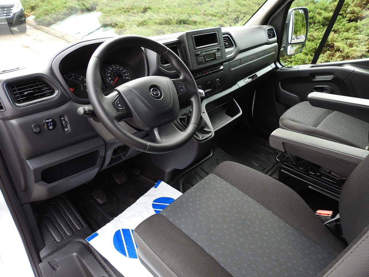 OPEL MOVANO - Dostavno vozilo sa ceradom: slika 2 OPEL MOVANO - Dostavno vozilo sa ceradom: slika 2