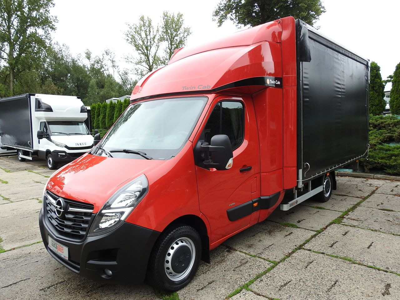 Dostavno vozilo sa ceradom OPEL MOVANO TARPAULIN 10 PALLETS WEBASTO CRUISE CONTROL LED LIGHTS PNEUMATICS AIR CONDITIONING 165HP: slika 6 Dostavno vozilo sa ceradom OPEL MOVANO TARPAULIN 10 PALLETS WEBASTO CRUISE CONTROL LED LIGHTS PNEUMATICS AIR CONDITIONING 165HP: slika 6