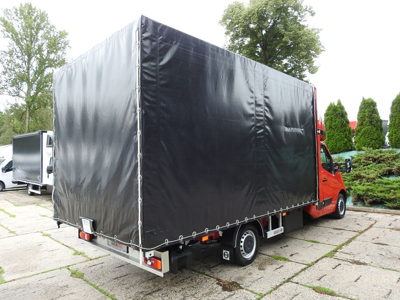Dostavno vozilo sa ceradom OPEL MOVANO TARPAULIN 10 PALLETS WEBASTO CRUISE CONTROL LED LIGHTS PNEUMATICS AIR CONDITIONING 165HP: slika 13 Dostavno vozilo sa ceradom OPEL MOVANO TARPAULIN 10 PALLETS WEBASTO CRUISE CONTROL LED LIGHTS PNEUMATICS AIR CONDITIONING 165HP: slika 13
