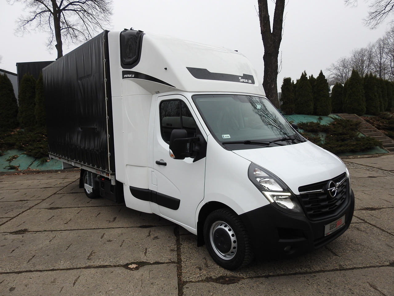 Dostavno vozilo sa ceradom OPEL MOVANO TARPAULIN 10 PALLETS WEBASTO CRUISE CONTROL NAVIGATION AIR CONDITIONING LED LIGHTS PNEUMATICS 165HP: slika 22 Dostavno vozilo sa ceradom OPEL MOVANO TARPAULIN 10 PALLETS WEBASTO CRUISE CONTROL NAVIGATION AIR CONDITIONING LED LIGHTS PNEUMATICS 165HP: slika 22