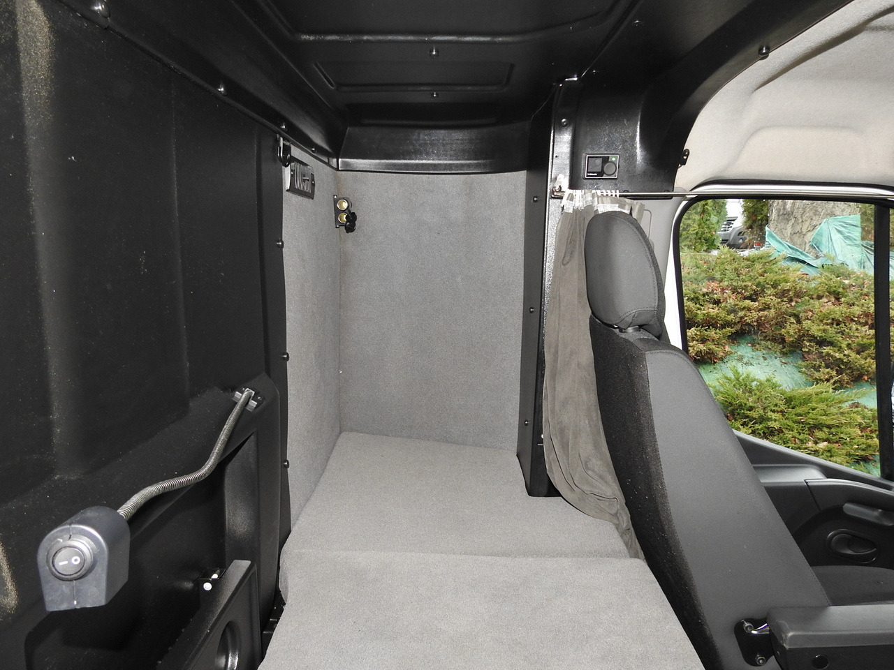 Dostavno vozilo sa ceradom OPEL MOVANO TARPAULIN 10 PALLETS WEBASTO CRUISE CONTROL NAVIGATION AIR CONDITIONING LED LIGHTS PNEUMATICS 165HP: slika 48 Dostavno vozilo sa ceradom OPEL MOVANO TARPAULIN 10 PALLETS WEBASTO CRUISE CONTROL NAVIGATION AIR CONDITIONING LED LIGHTS PNEUMATICS 165HP: slika 48