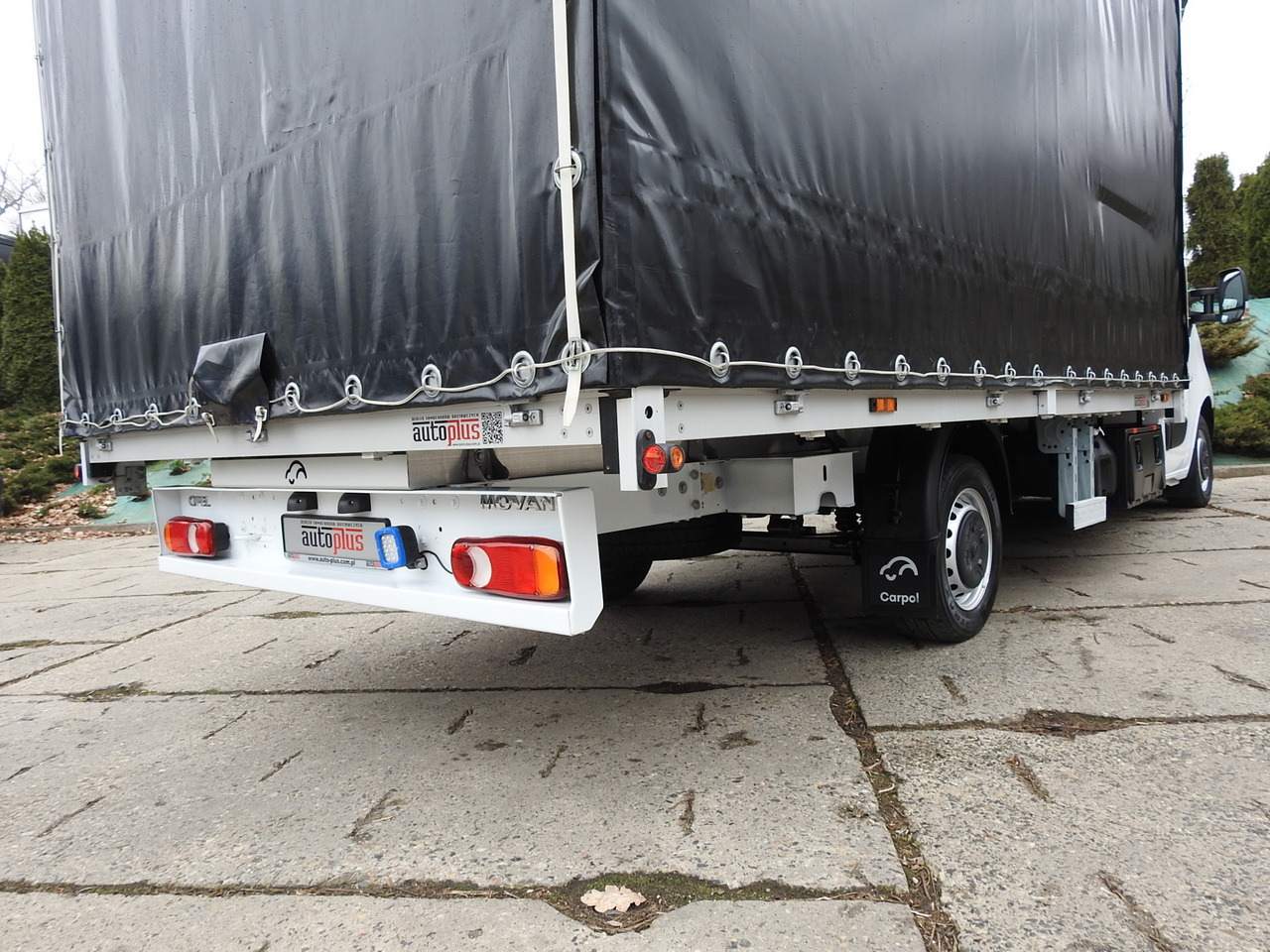 Dostavno vozilo sa ceradom OPEL MOVANO TARPAULIN 10 PALLETS WEBASTO CRUISE CONTROL NAVIGATION AIR CONDITIONING LED LIGHTS PNEUMATICS 165HP: slika 28 Dostavno vozilo sa ceradom OPEL MOVANO TARPAULIN 10 PALLETS WEBASTO CRUISE CONTROL NAVIGATION AIR CONDITIONING LED LIGHTS PNEUMATICS 165HP: slika 28