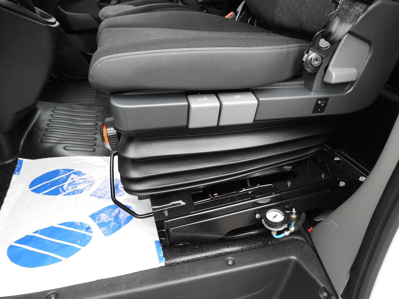 Dostavno vozilo sa ceradom OPEL MOVANO TARPAULIN 10 PALLETS WEBASTO CRUISE CONTROL NAVIGATION AIR CONDITIONING LED LIGHTS PNEUMATICS 165HP: slika 31 Dostavno vozilo sa ceradom OPEL MOVANO TARPAULIN 10 PALLETS WEBASTO CRUISE CONTROL NAVIGATION AIR CONDITIONING LED LIGHTS PNEUMATICS 165HP: slika 31