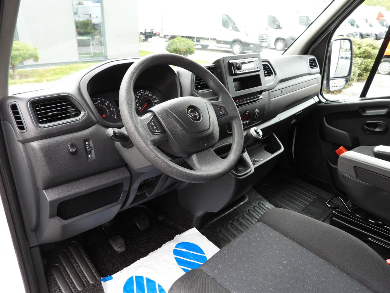 Opel MOVANO PRITSCHE PLANE 10 PALETTEN WEBASTO A/C - Dostavno vozilo sa ceradom, Dostavno vozilo sa duplom kabinom: slika 2 Opel MOVANO PRITSCHE PLANE 10 PALETTEN WEBASTO A/C - Dostavno vozilo sa ceradom, Dostavno vozilo sa duplom kabinom: slika 2