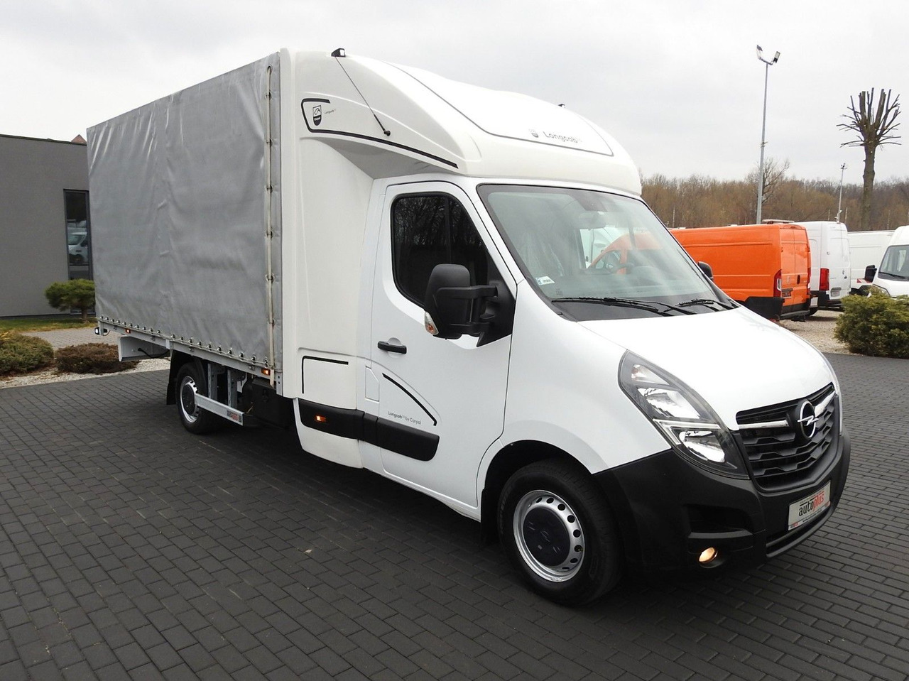 Opel MOVANO PRITSCHE PLANE 8 PALETTEN WEBASTO - Dostavno vozilo sa ceradom, Dostavno vozilo sa duplom kabinom: slika 4 Opel MOVANO PRITSCHE PLANE 8 PALETTEN WEBASTO - Dostavno vozilo sa ceradom, Dostavno vozilo sa duplom kabinom: slika 4
