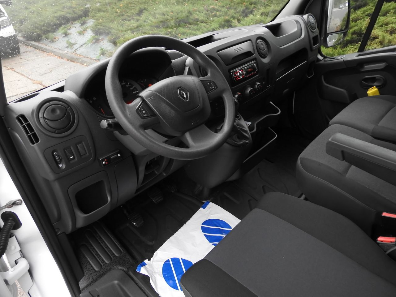 RENAULT MASTER - Dostavno vozilo sa ceradom: slika 2 RENAULT MASTER - Dostavno vozilo sa ceradom: slika 2