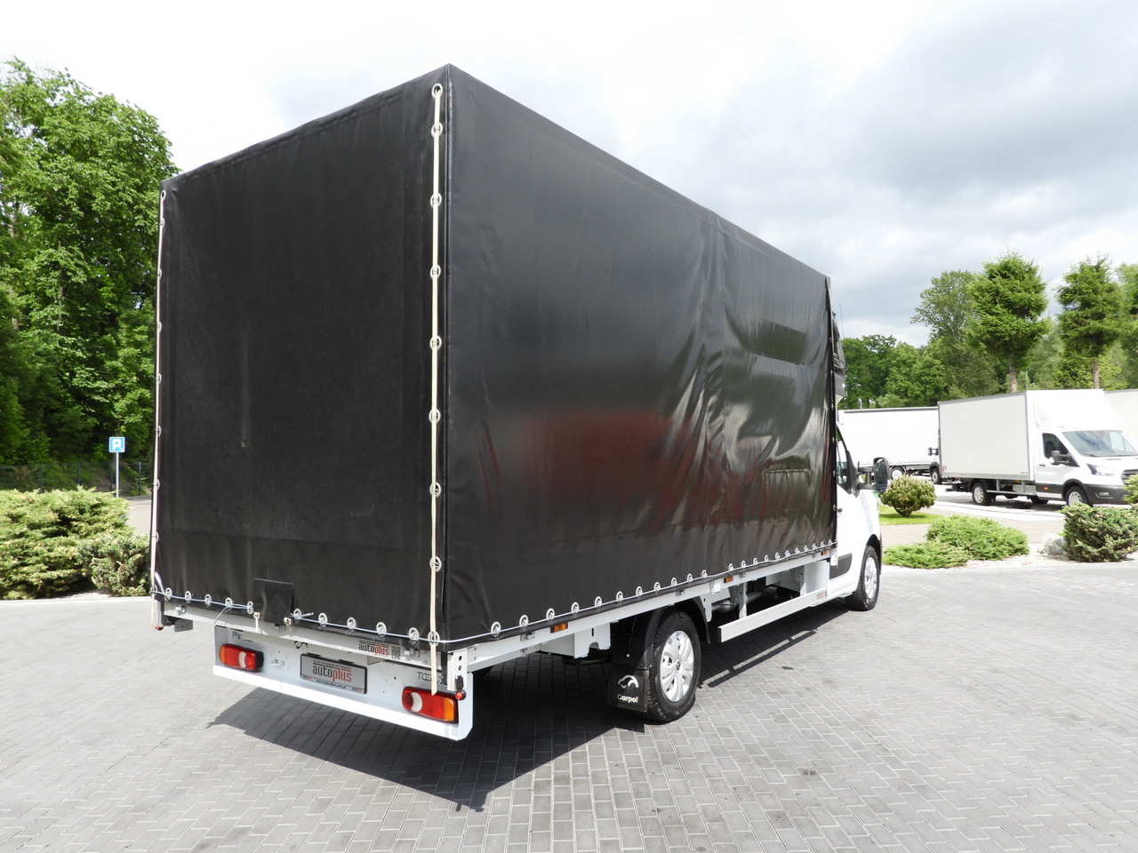 RENAULT MASTER TARPAULIN 10 PALLETS CRUISE CONTROL LED LIGHTS AIR CONDITIONING 165HP - Dostavno vozilo sa ceradom: slika 3 RENAULT MASTER TARPAULIN 10 PALLETS CRUISE CONTROL LED LIGHTS AIR CONDITIONING 165HP - Dostavno vozilo sa ceradom: slika 3